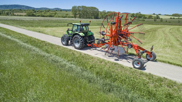 Zgrabljalnik KUHN GA 9531 sredinski zgrabek